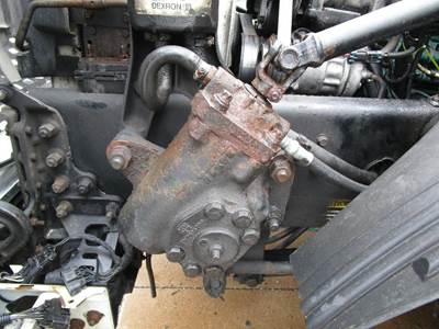 TRW/ROSS TAS65204 Steering Gear / Rack for a Volvo VNL