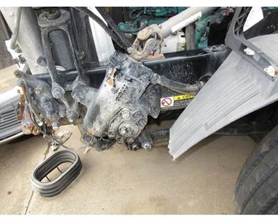 TRW/ROSS THP60004A Steering Gear / Rack for a Volvo VNL