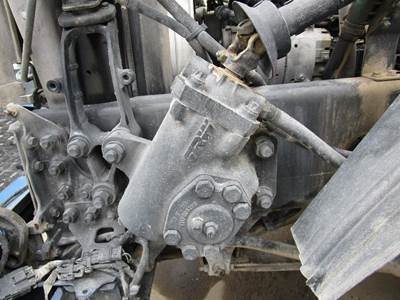 TRW/ROSS THP60009 Steering Gear / Rack for a Volvo VNL