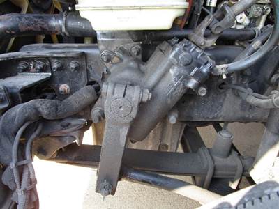 TRW/ROSS THP60010 Steering Gear / Rack for a Freightliner CASCADIA 125