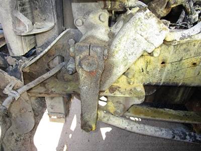 TRW/ROSS THP60010 Steering Gear / Rack for a Freightliner COLUMBIA 120