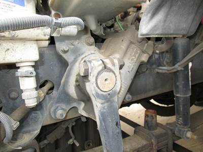 TRW/ROSS THP60010 Steering Gear / Rack for a Freightliner CASCADIA 132