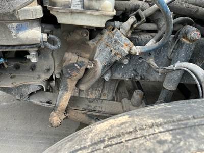 TRW/ROSS THP60010 Steering Gear / Rack for a Freightliner CASCADIA 125