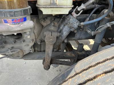 TRW/ROSS THP60010 Steering Gear / Rack for a Freightliner CASCADIA 125