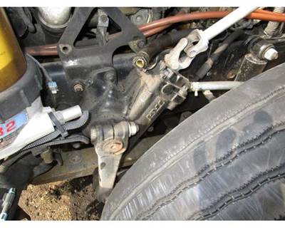 TRW/ROSS THP60010 Steering Gear / Rack for a Freightliner CASCADIA 125