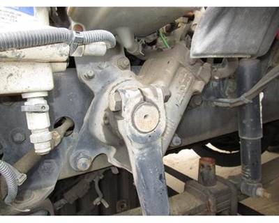 TRW/ROSS THP60010 Steering Gear / Rack for a Freightliner CASCADIA 132