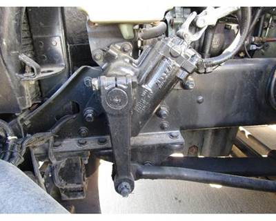 TRW/ROSS THP60011 Steering Gear / Rack for a Freightliner ST120