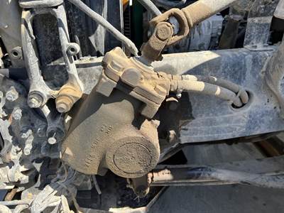 ZFLS 8016955112 Steering Gear / Rack for a Volvo VNL