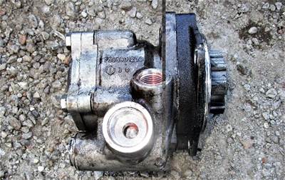 Mercedes-Benz MBE 4000 Steering Pump