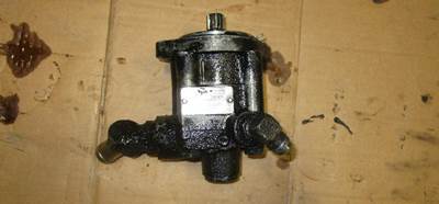 TRW/ROSS CH613 Steering Pump for a CH613
