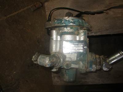 USED VT73C POWER STEERING PUMP