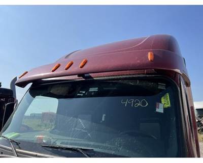 Freightliner Cascadia Sun Visor for a Freightliner CASCADIA 126