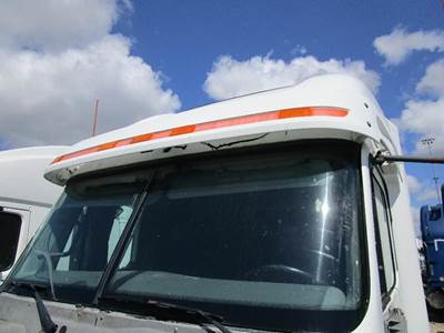 Freightliner Columbia Sun Visor for a Freightliner COLUMBIA 120