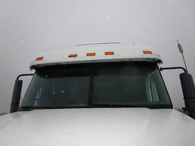 Freightliner Columbia Sun Visor for a Freightliner COLUMBIA 120