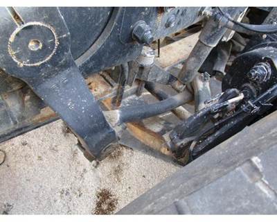 Mack Pinnacle CHU613 Suspension Parts for a Mack CHU613