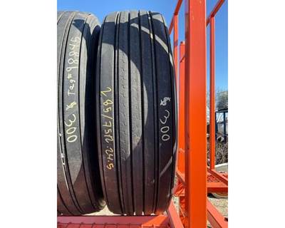 USED FIRESTONE FS591 285/75R24.5 STEER TIRE.  TREAD DEPTH 17/32nds