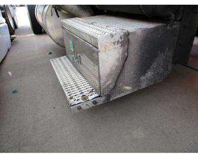 Peterbilt 378 Right Tool Box