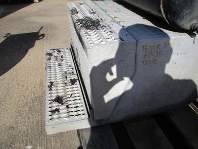 Peterbilt 379 Tool Box