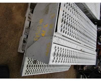 Peterbilt 379 Tool Box