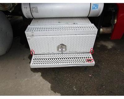 Peterbilt 379 Right Tool Box