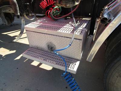 Peterbilt 389 Tool Box