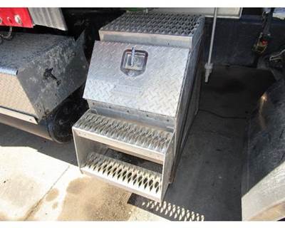 ProTech FRAME MOUNT Left Tool Box for a International 9900I