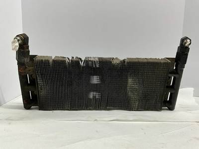Used Fuller External Oil Cooler with brackets!
P/N: 18025