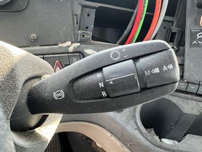 Freightliner DT12-OB Transmission Part for a Freightliner CASCADIA 125