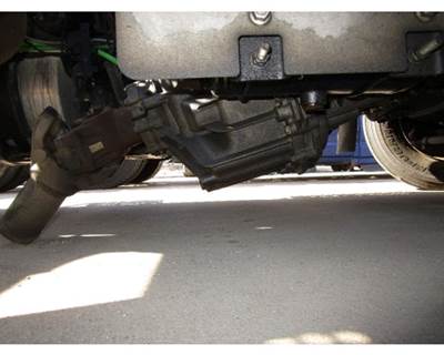 Fuller EEO-16F112C Transmission for a International LT62F