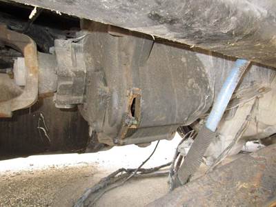 Fuller FRO16210C Transmission for a Peterbilt 579