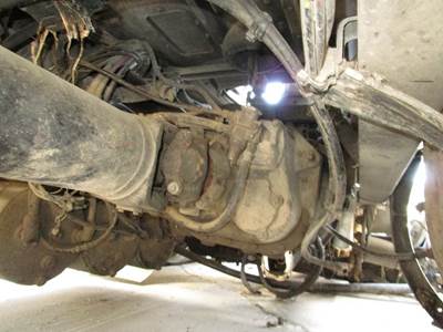 Fuller RTLO16913A Transmission for a Volvo VNL