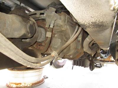 Fuller RTLO16913A Transmission for a Freightliner CORONADO 132