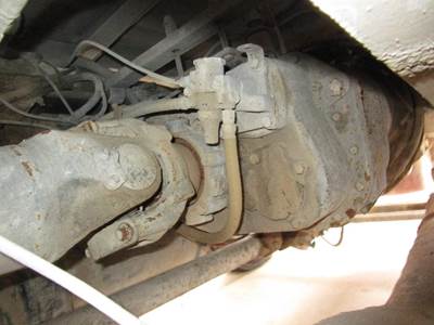 Fuller RTLO16913A Transmission for a Peterbilt 387