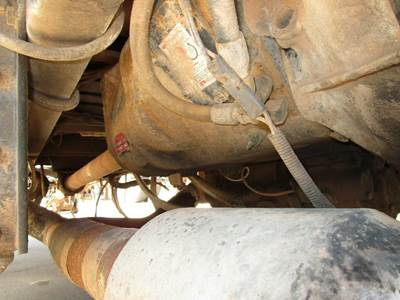 Fuller RTLO18718B Transmission for a Peterbilt 379