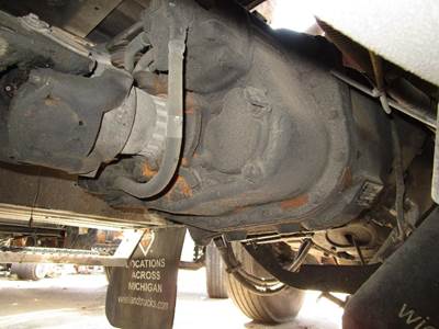 Fuller RTLO18913A Transmission for a International 9900I