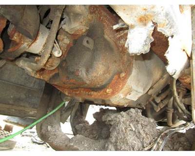 Fuller RTLO18913A Transmission for a Kenworth W900