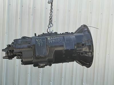 Fuller RTO14908LL Transmission for a Peterbilt 365