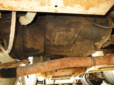 Spicer PS97-7A Transmission for a International 4900