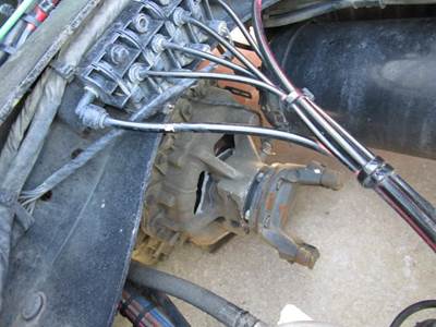 Volvo ATO2612D Transmission for a Volvo VNL