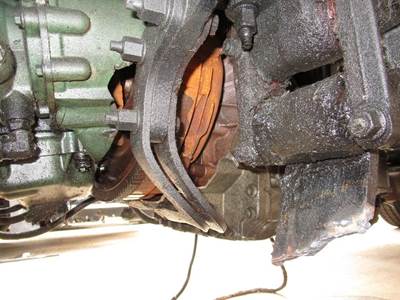 Volvo ATO2612F Transmission for a Volvo VNL