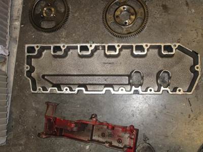 International DT466 Valve Cover