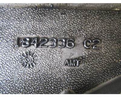 International DT466E Valve Cover
