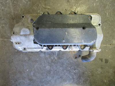 International MaxxForce 7 Valve Cover