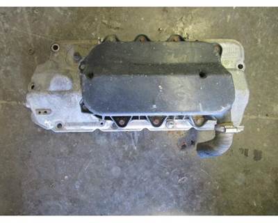 International MaxxForce 7 Valve Cover