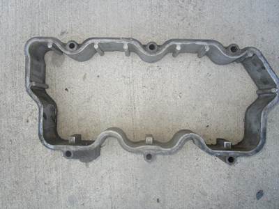 Mack E7 Valve Cover