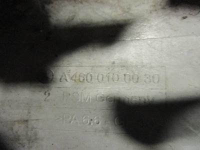 Mercedes-Benz MBE 4000 Valve Cover