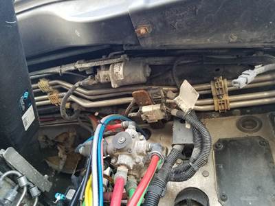 Freightliner Cascadia Windshield Wiper Motor for a Freightliner CASCADIA 125