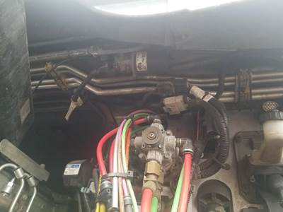 Freightliner Cascadia Windshield Wiper Motor for a Freightliner CASCADIA 125