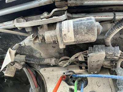 Freightliner Cascadia Windshield Wiper Motor for a Freightliner CASCADIA 125