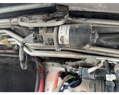Freightliner Cascadia Windshield Wiper Motor for a Freightliner CASCADIA 125